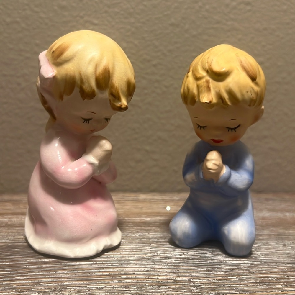 Lefton Vintage Praying Children